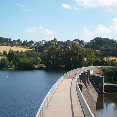 In Oelsnitz With Swimming Pool *